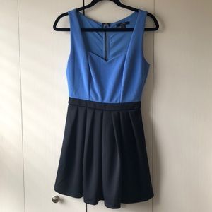 Black and blue dress | M | Forever 21